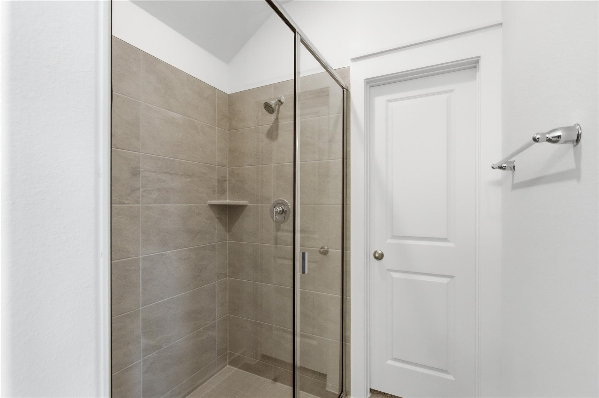 232 Seattle Slew Dr, Jarrell, TX 76537