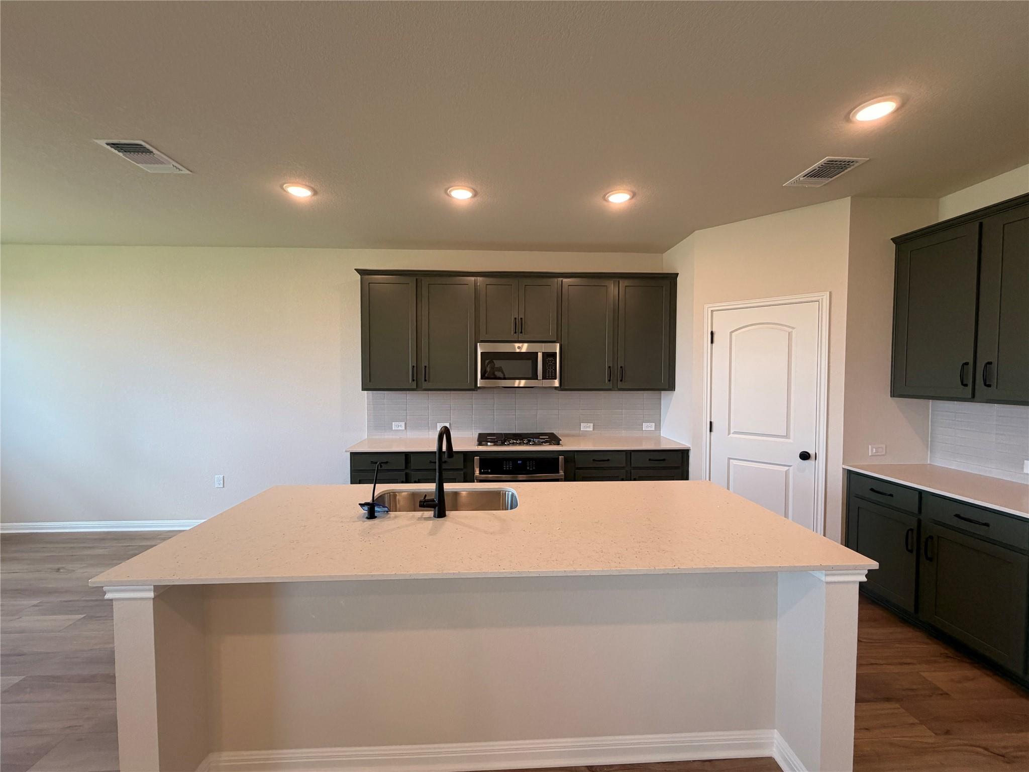 144 Coleto Trl, Bastrop, TX 78602