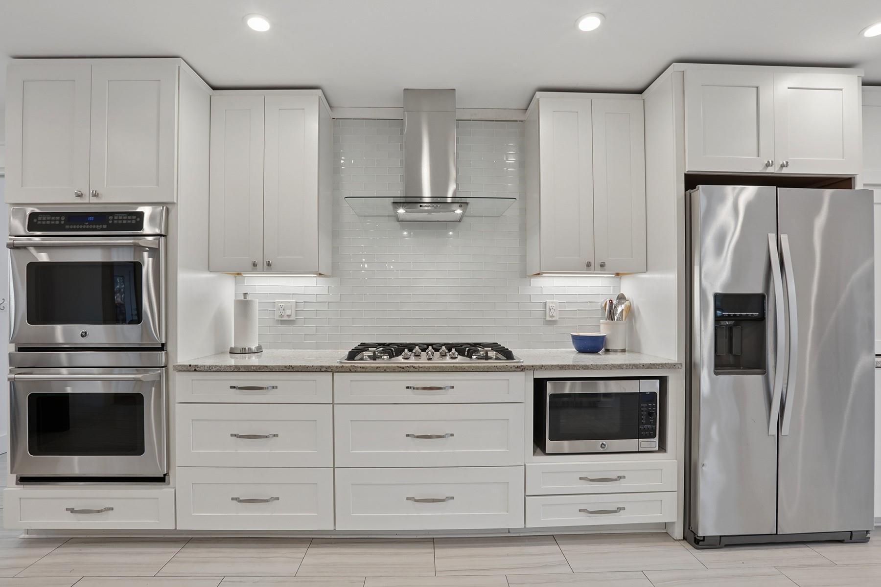 8610 MESA Dr, Austin, TX 78759