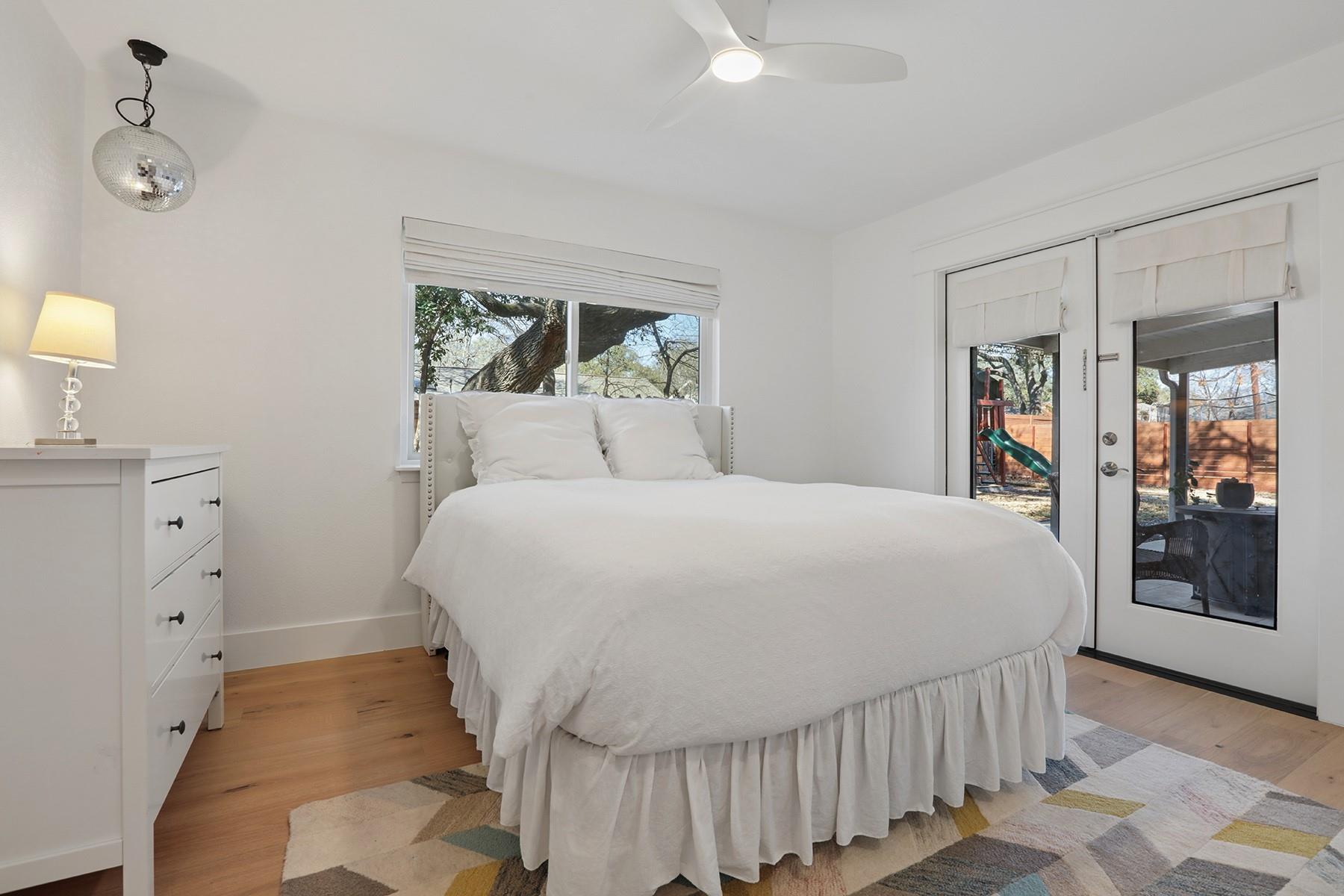 8610 MESA Dr, Austin, TX 78759