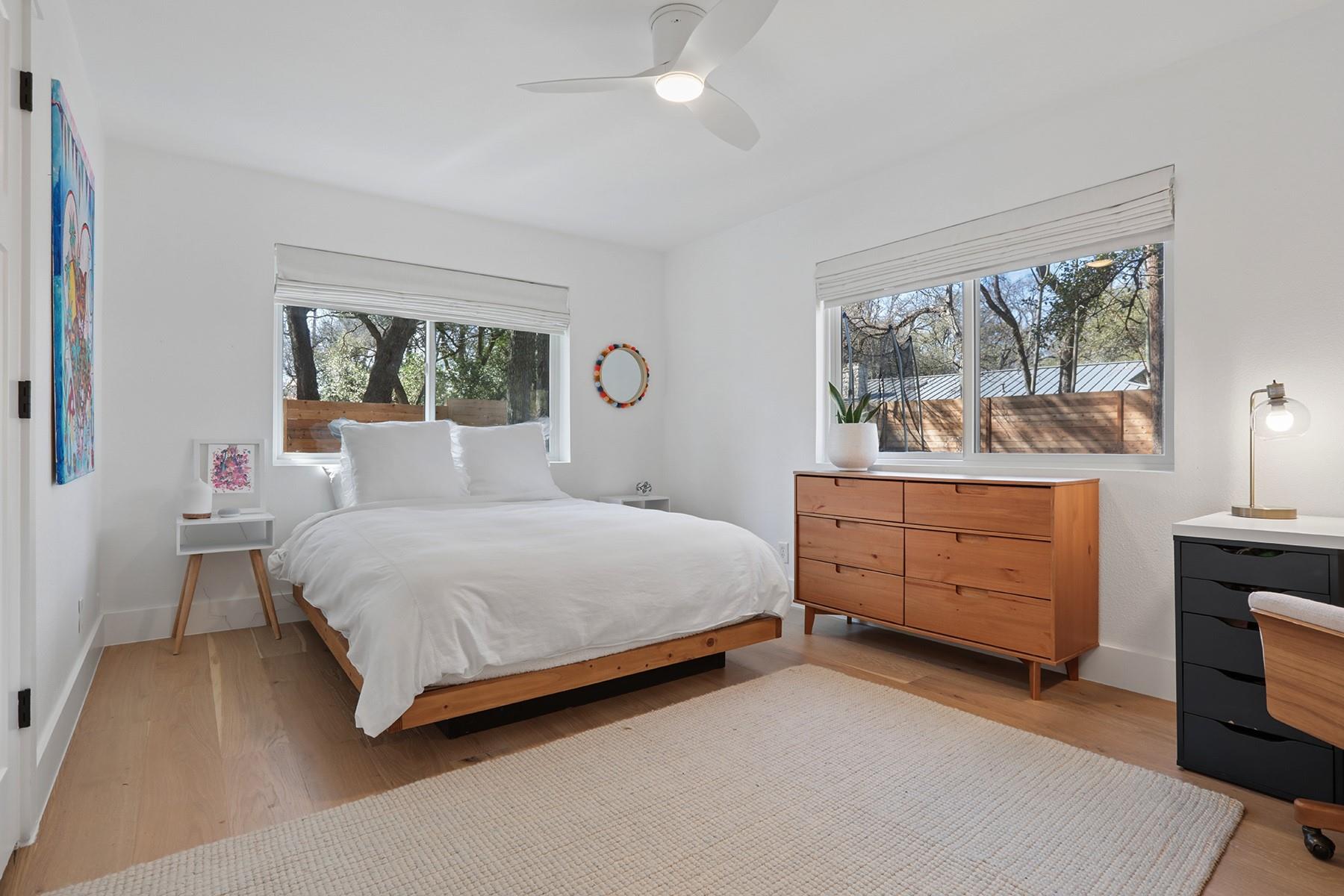 8610 MESA Dr, Austin, TX 78759