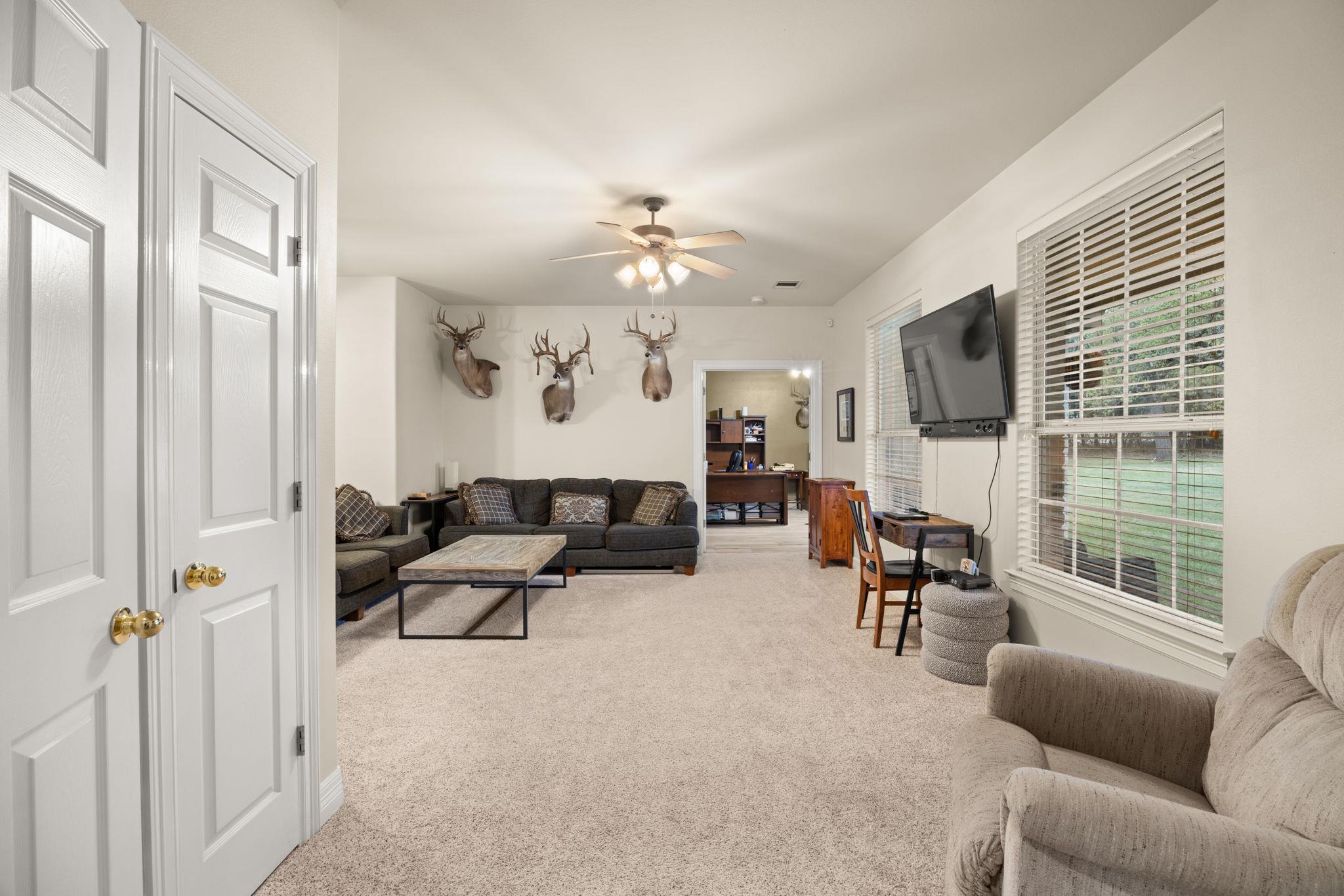 344 Patricia Rd, Georgetown, TX 78628