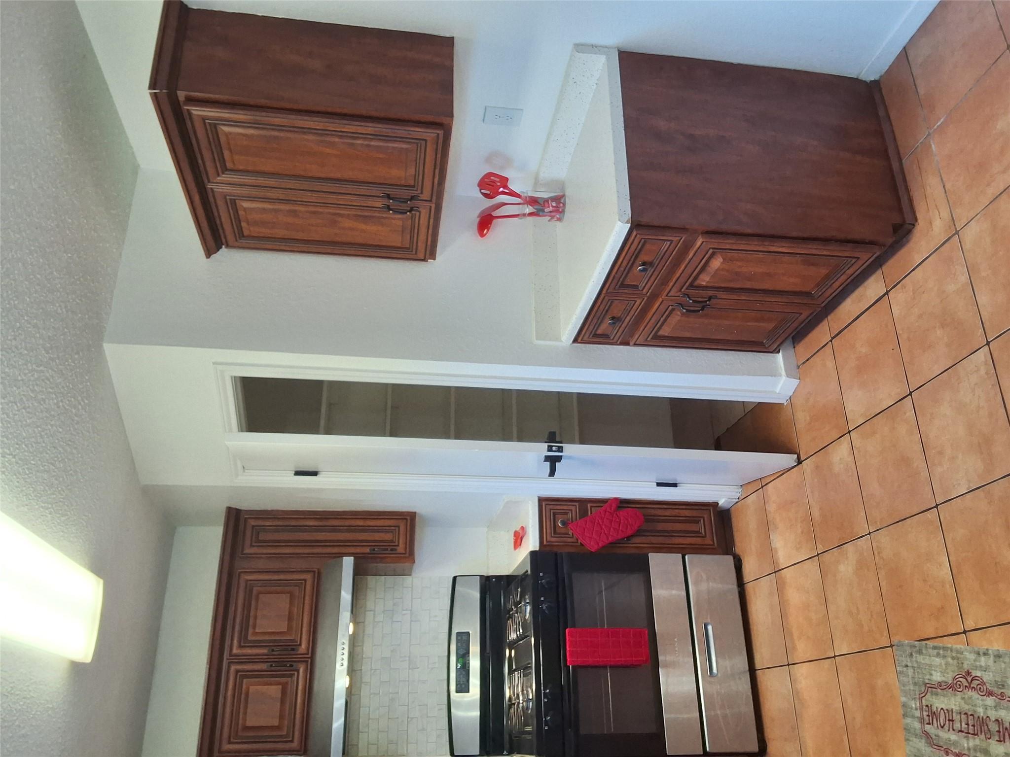 1207 Crupp Ct, Austin, TX 78753