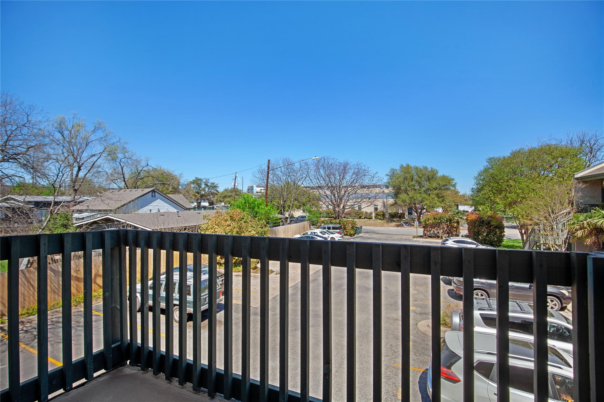 601 Nelray Blvd # 17, Austin, TX 78751