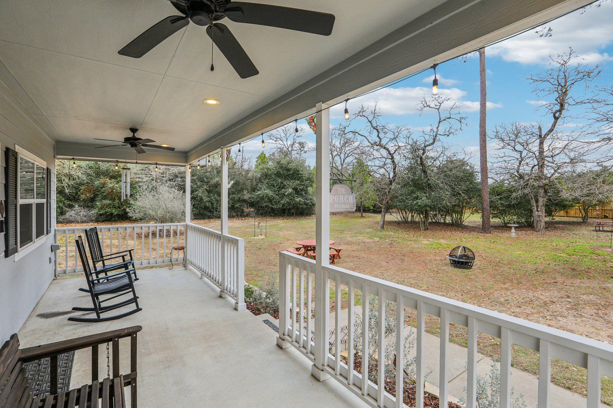 198 W Kelley Rd, Bastrop, TX 78602