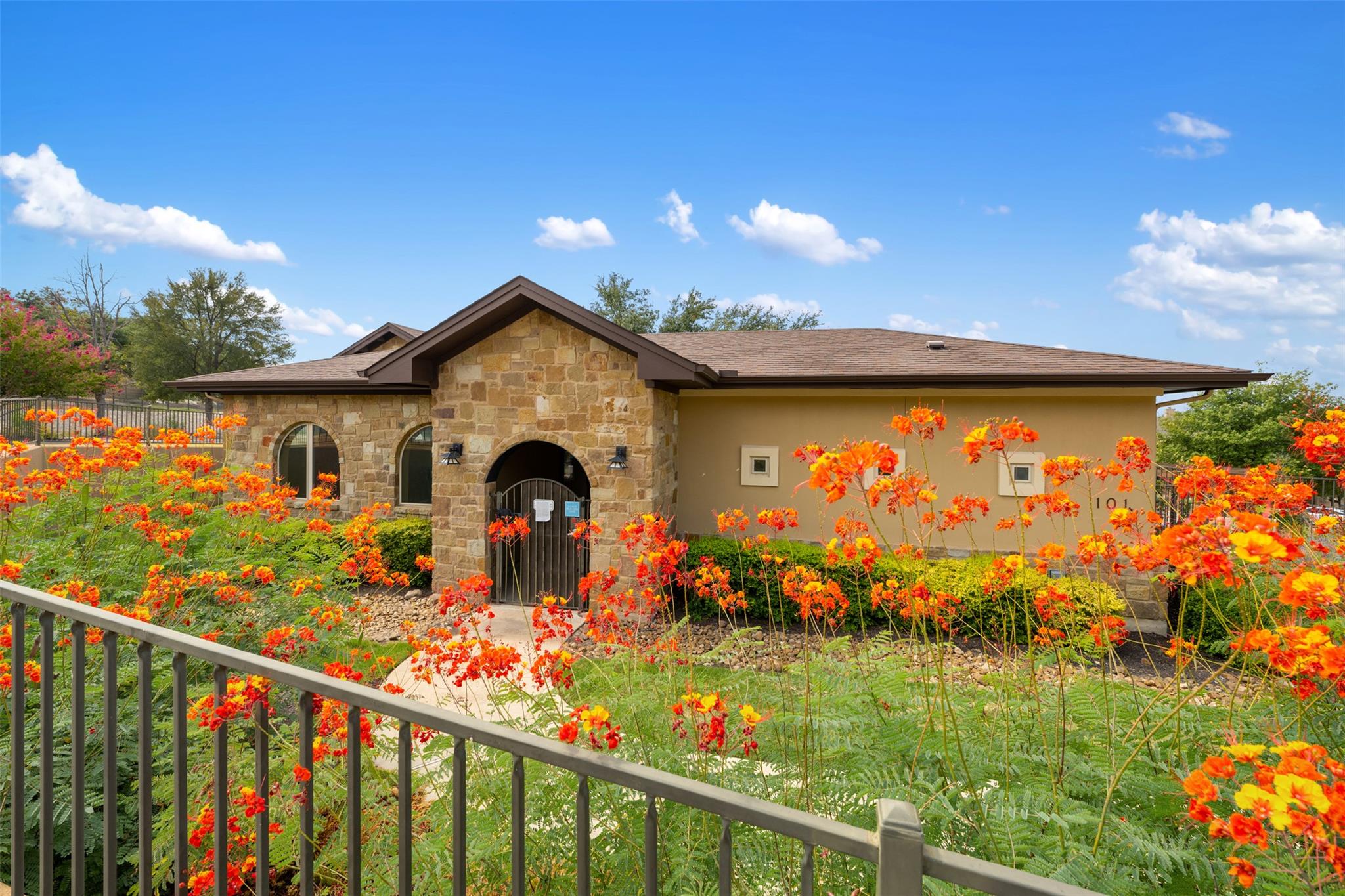 335 Lombardia Dr # 19E, Austin, TX 78734