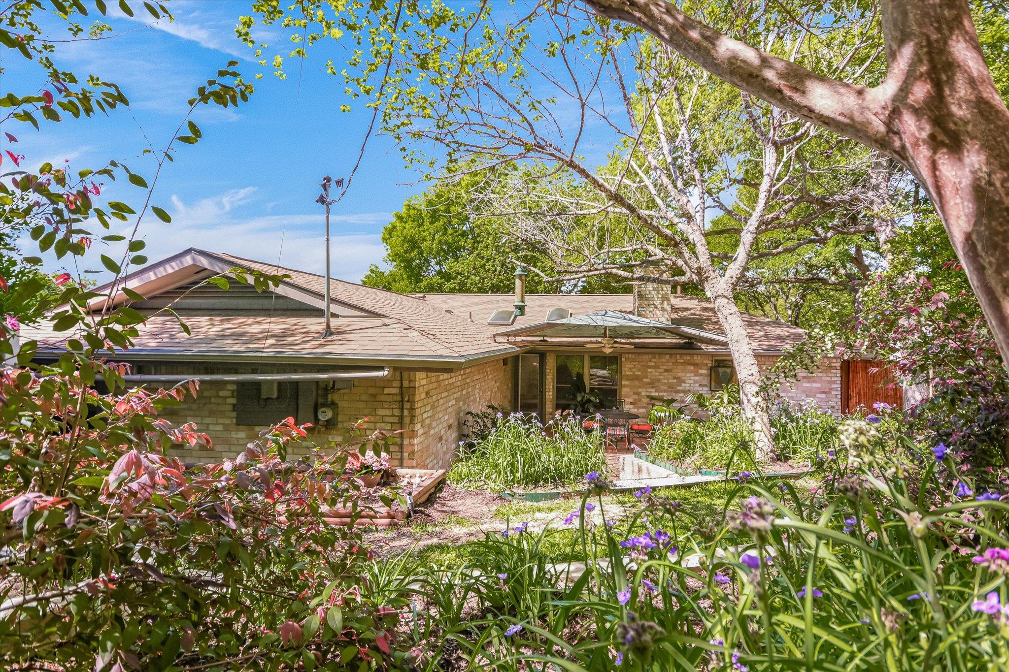 7901 Havenwood Dr, Austin, TX 78759