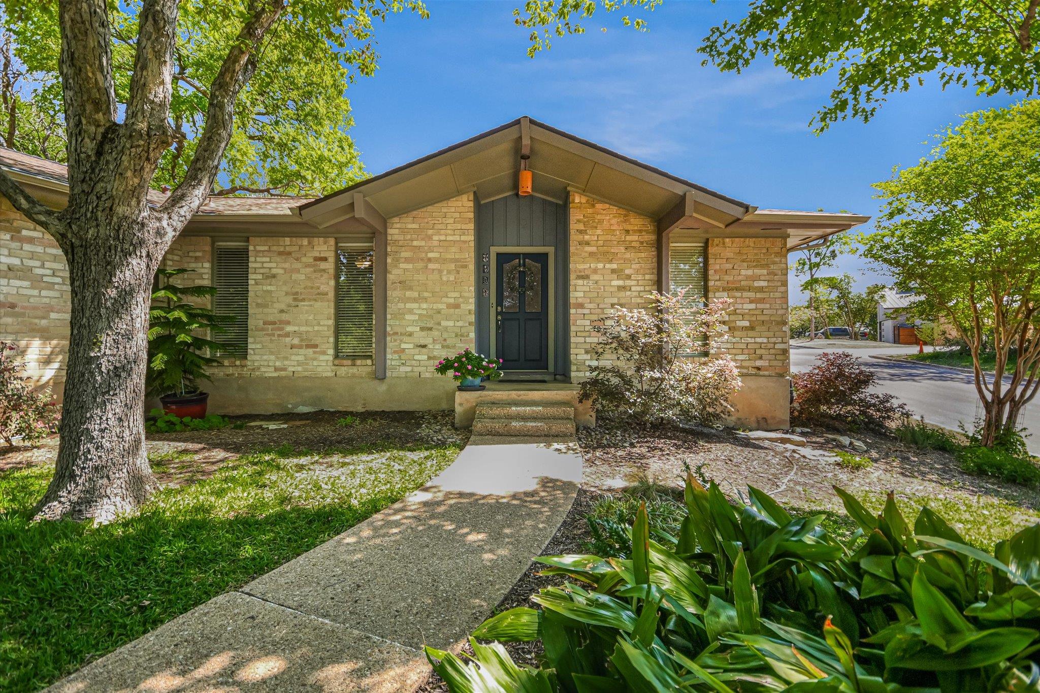 7901 Havenwood Dr, Austin, TX 78759