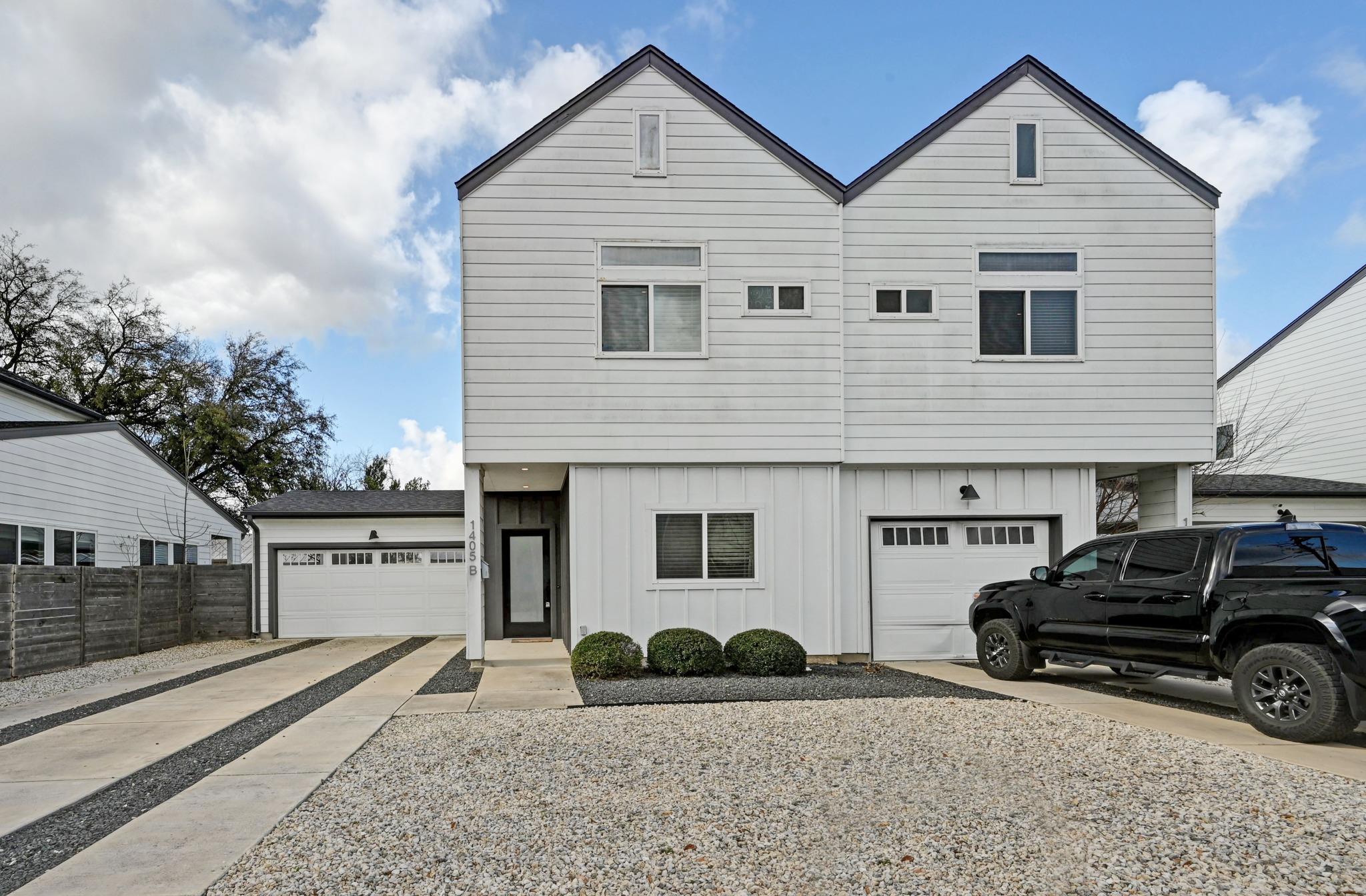 1405 Casey St # B, Austin, TX 78745