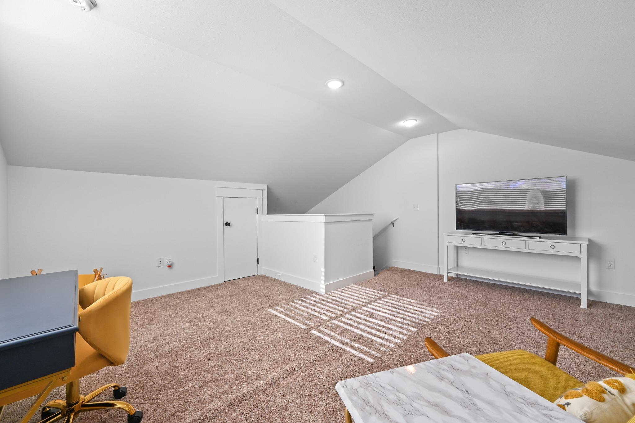 1405 Casey St # B, Austin, TX 78745