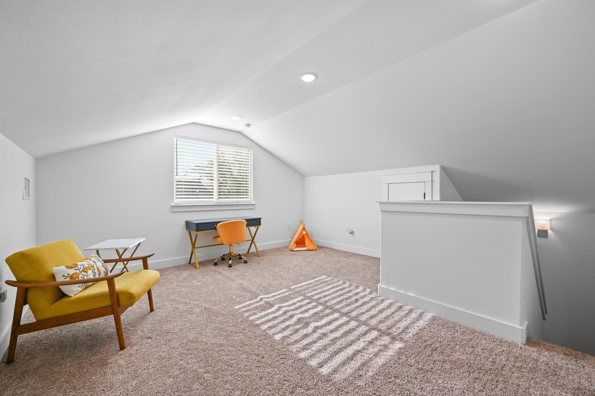 1405 Casey St # B, Austin, TX 78745