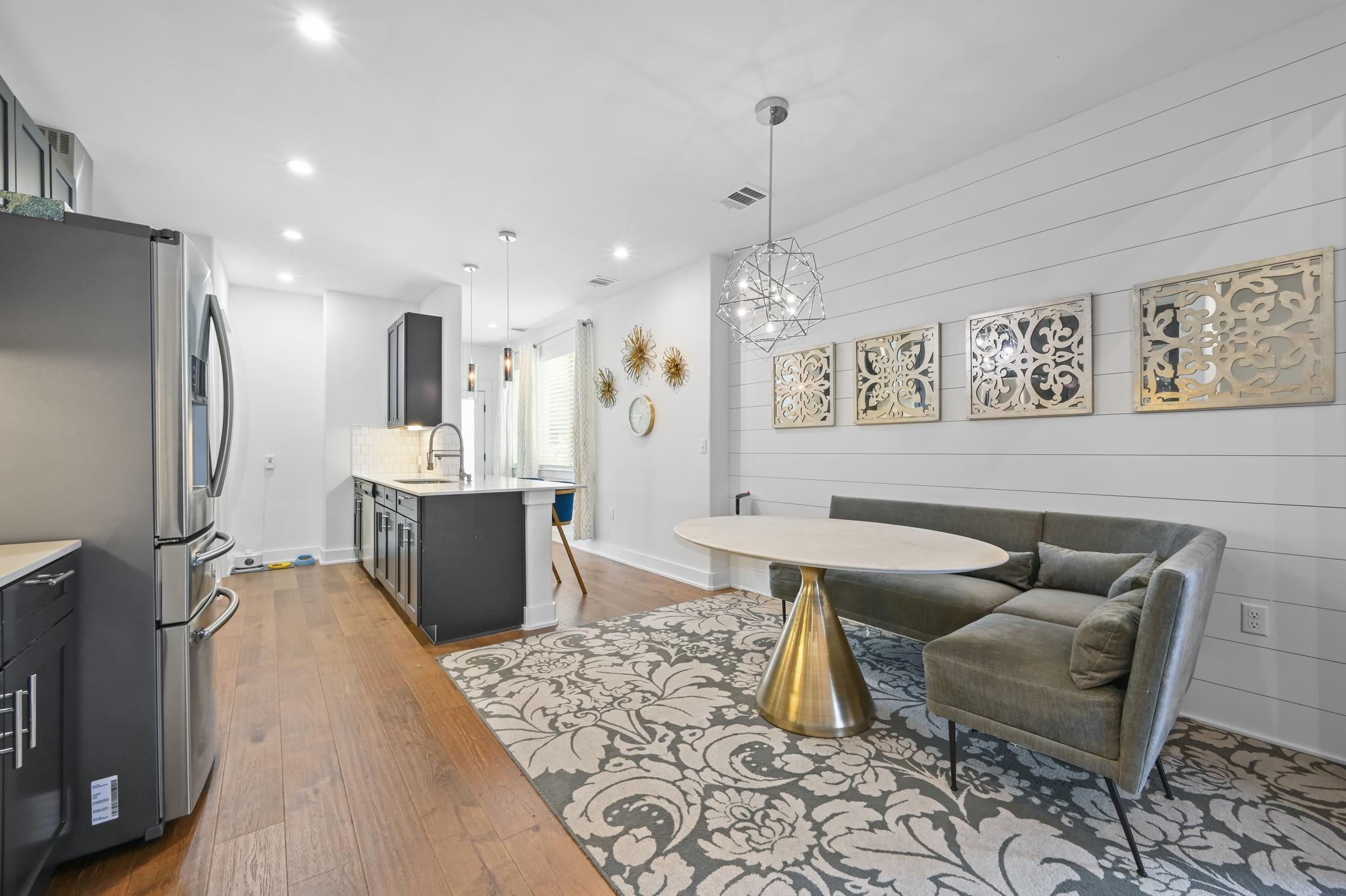 1405 Casey St # B, Austin, TX 78745