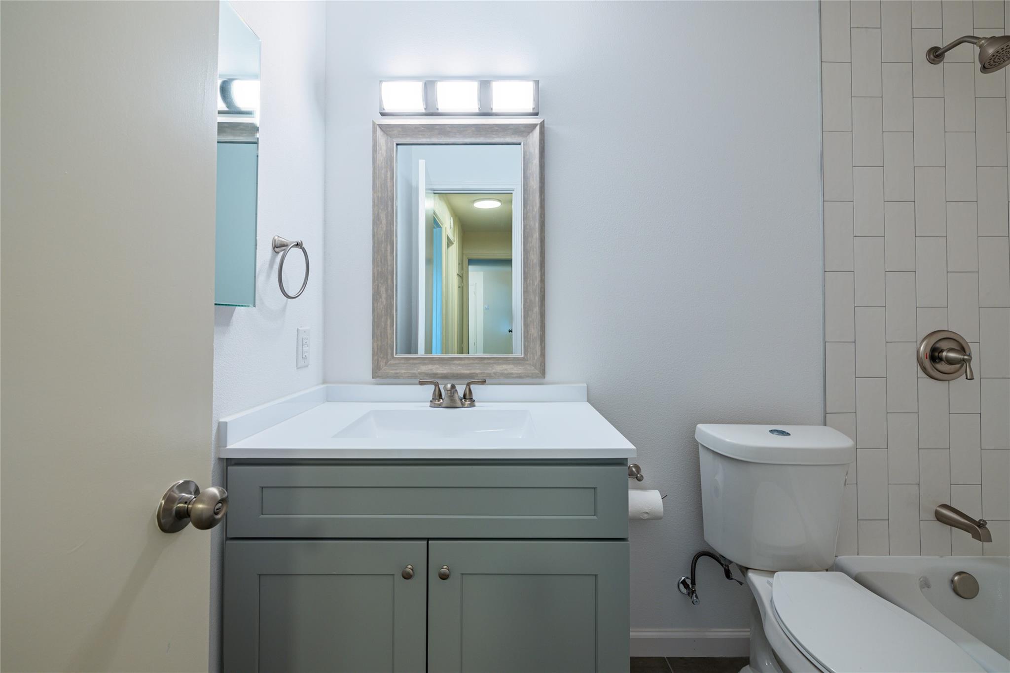 9848 Weir Loop Cir, Austin, TX 78736