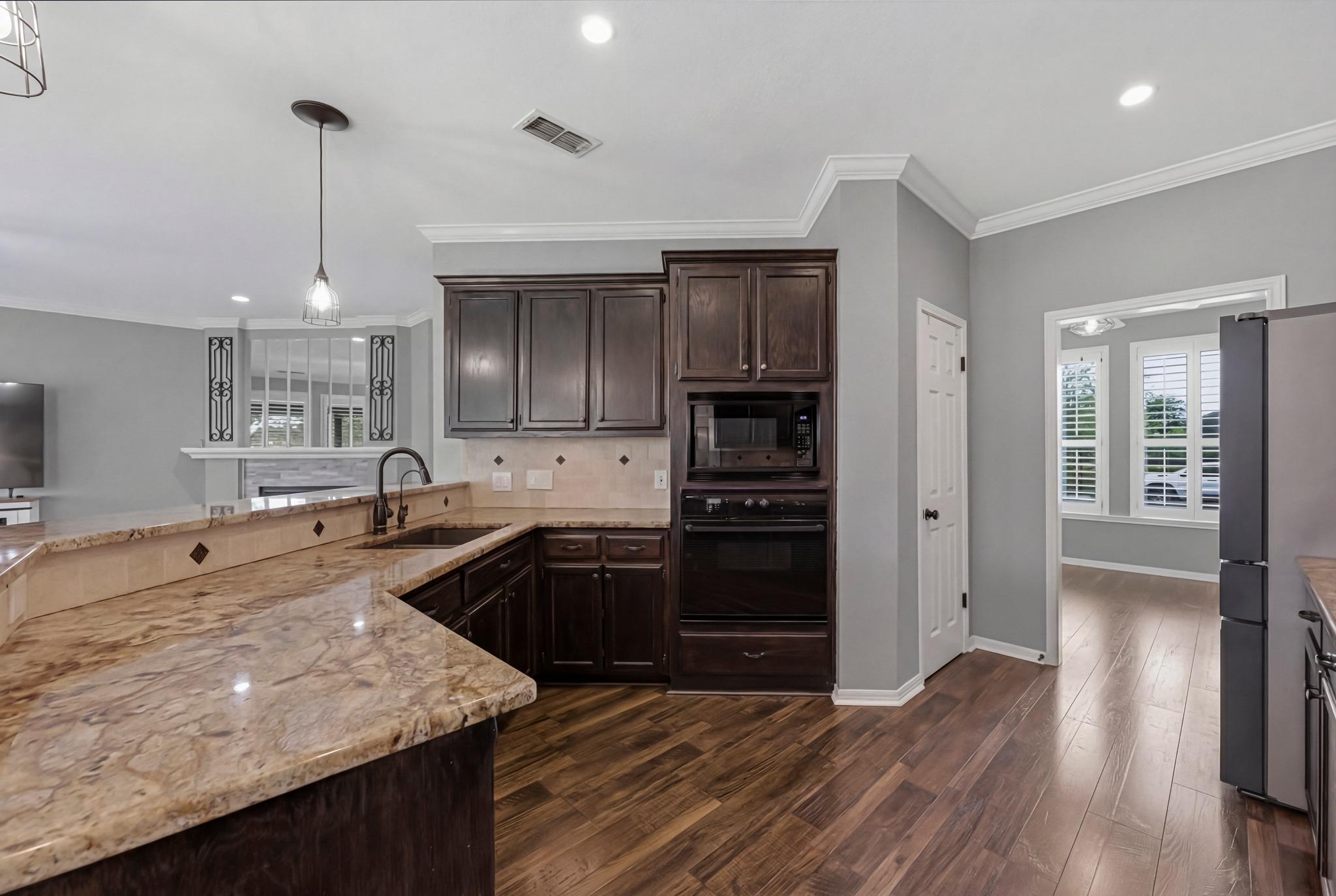 8419 Cambria Dr, Austin, TX 78717