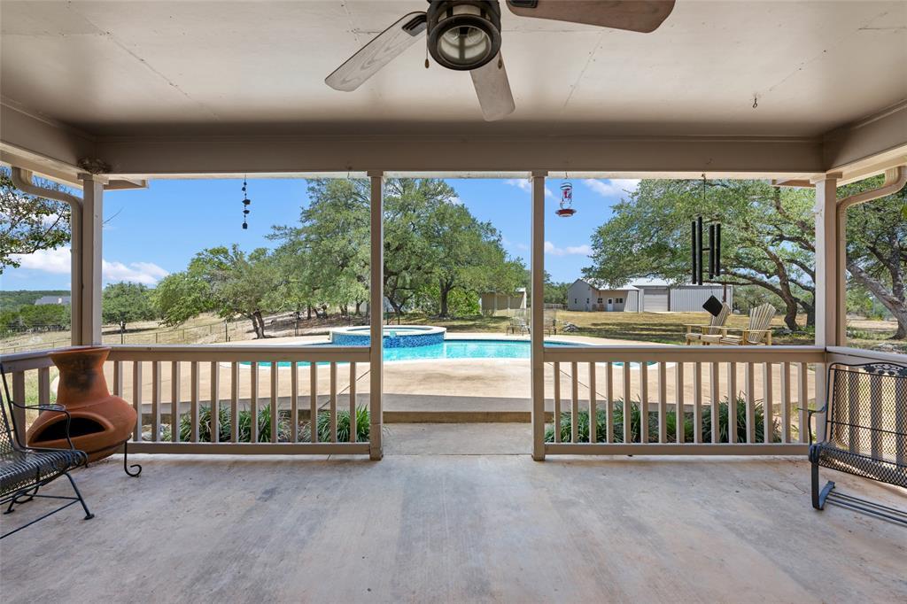 2400 W Fitzhugh Rd, Dripping Springs, TX 78620