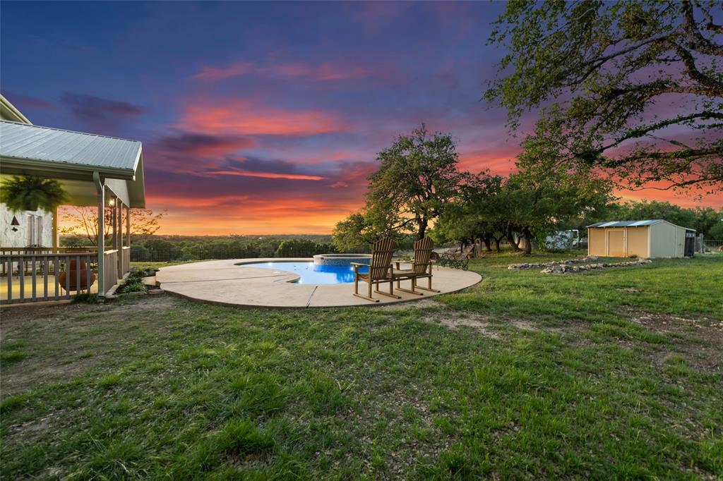 2400 W Fitzhugh Rd, Dripping Springs, TX 78620