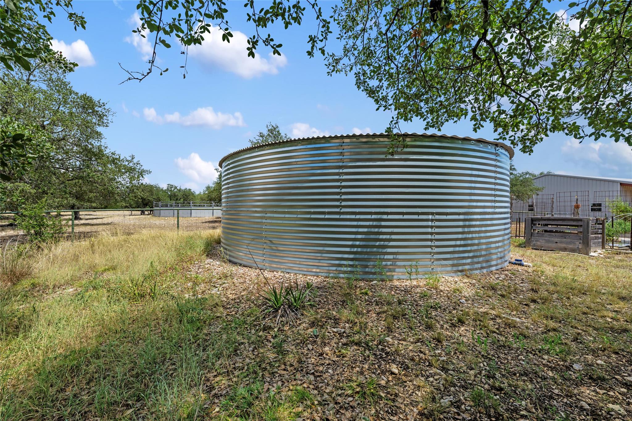 2400 W Fitzhugh Rd, Dripping Springs, TX 78620