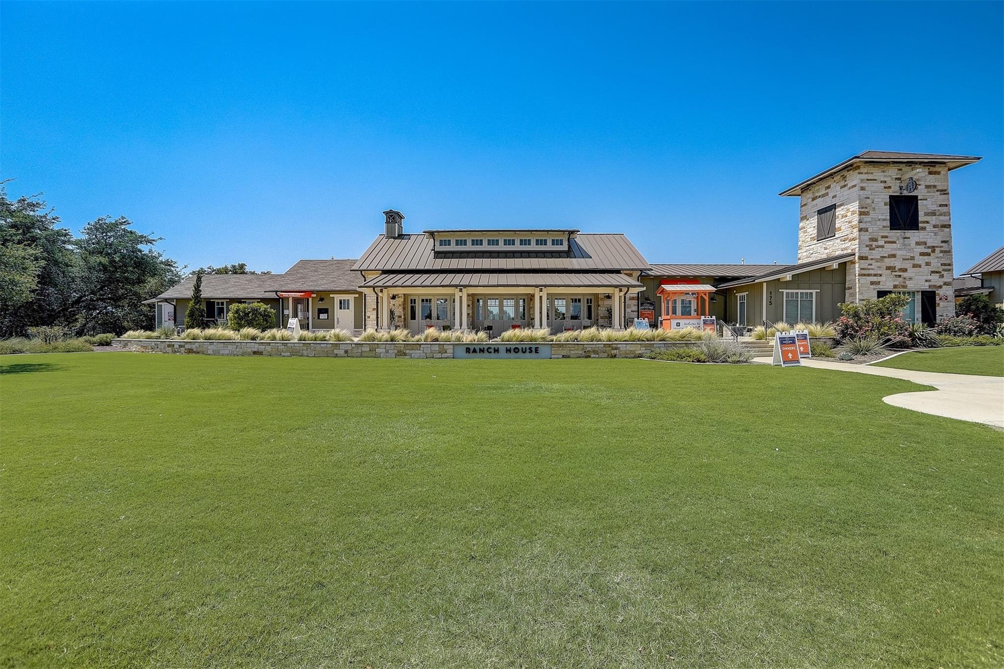 208 Great Lawn Bnd, Liberty Hill, TX 78642