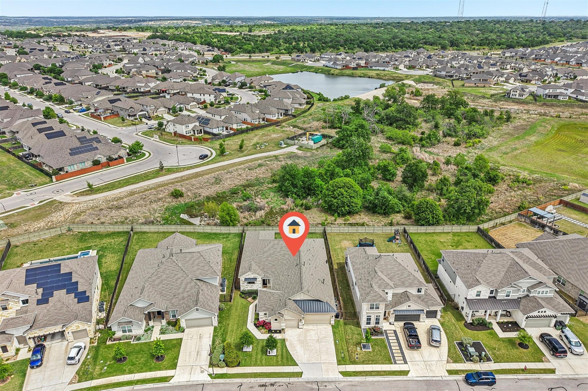 208 Great Lawn Bnd, Liberty Hill, TX 78642