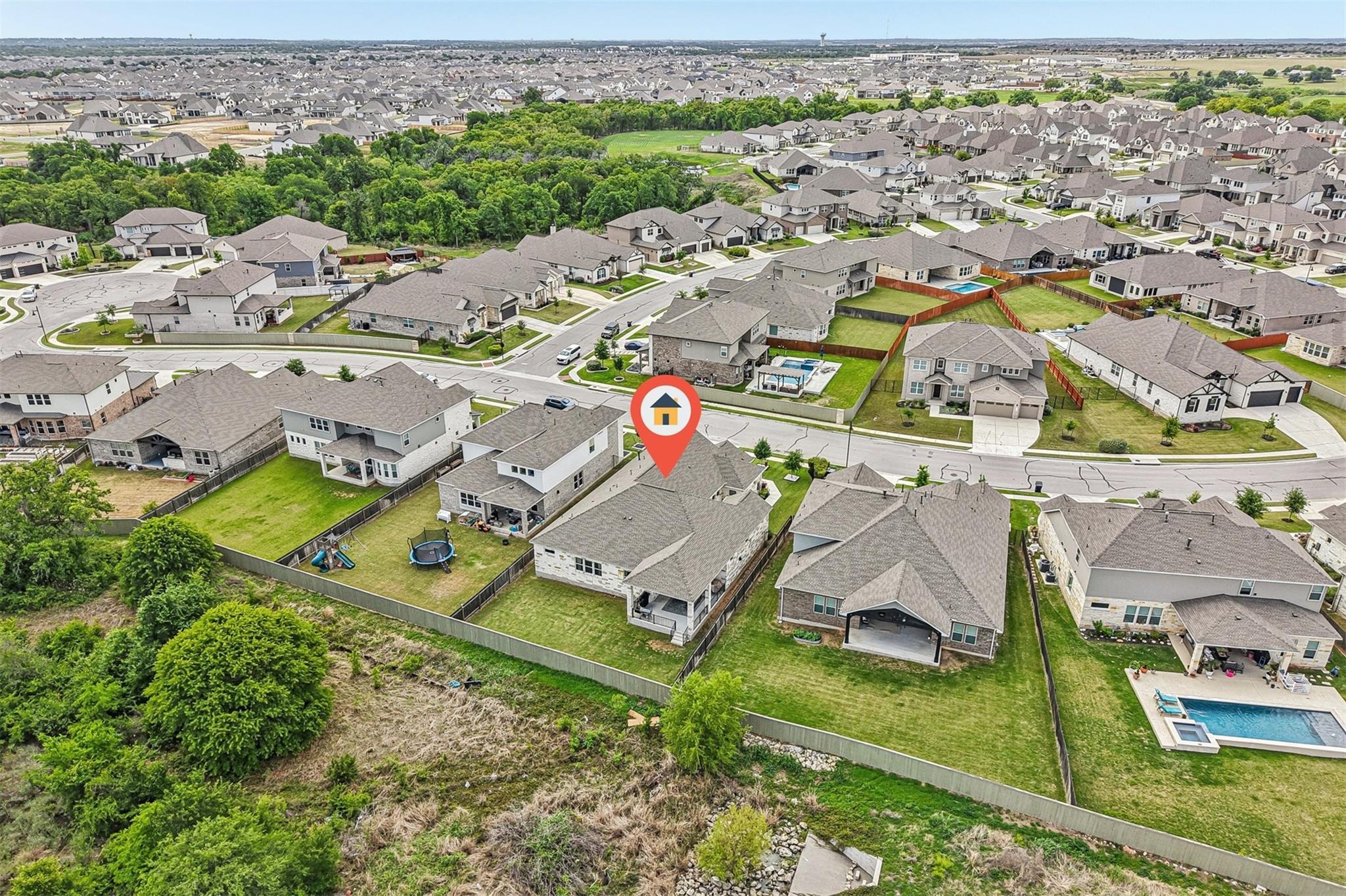 208 Great Lawn Bnd, Liberty Hill, TX 78642
