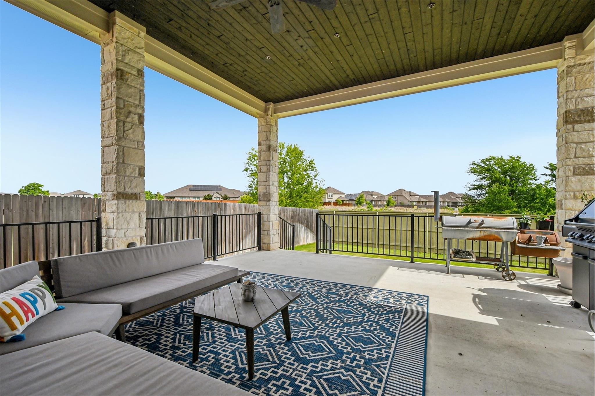 208 Great Lawn Bnd, Liberty Hill, TX 78642