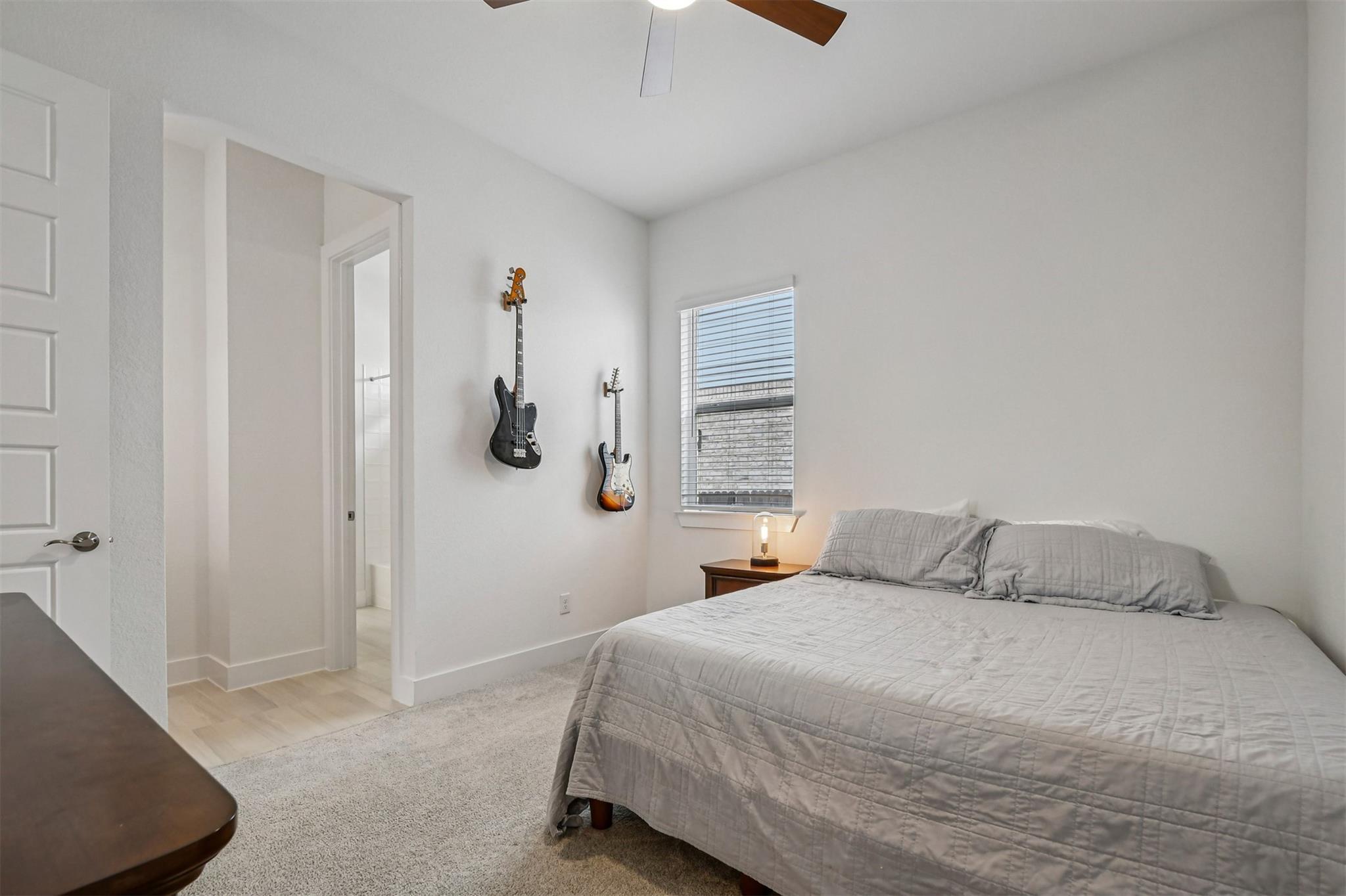 208 Great Lawn Bnd, Liberty Hill, TX 78642