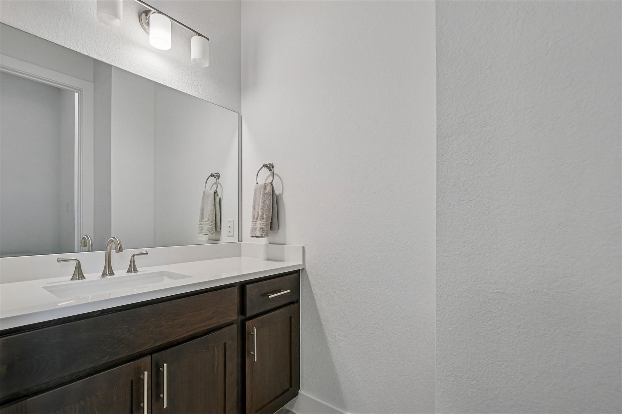 208 Great Lawn Bnd, Liberty Hill, TX 78642