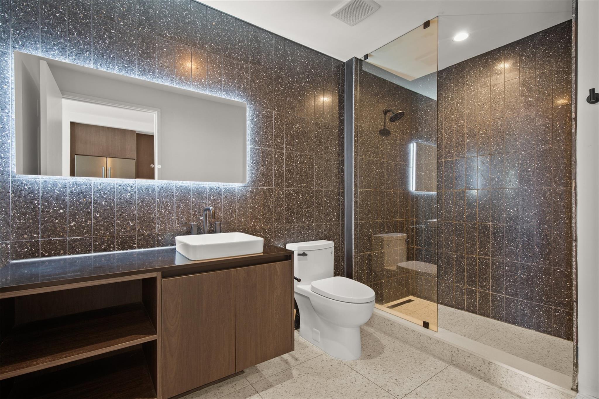 48 East Ave # 2807, Austin, TX 78701