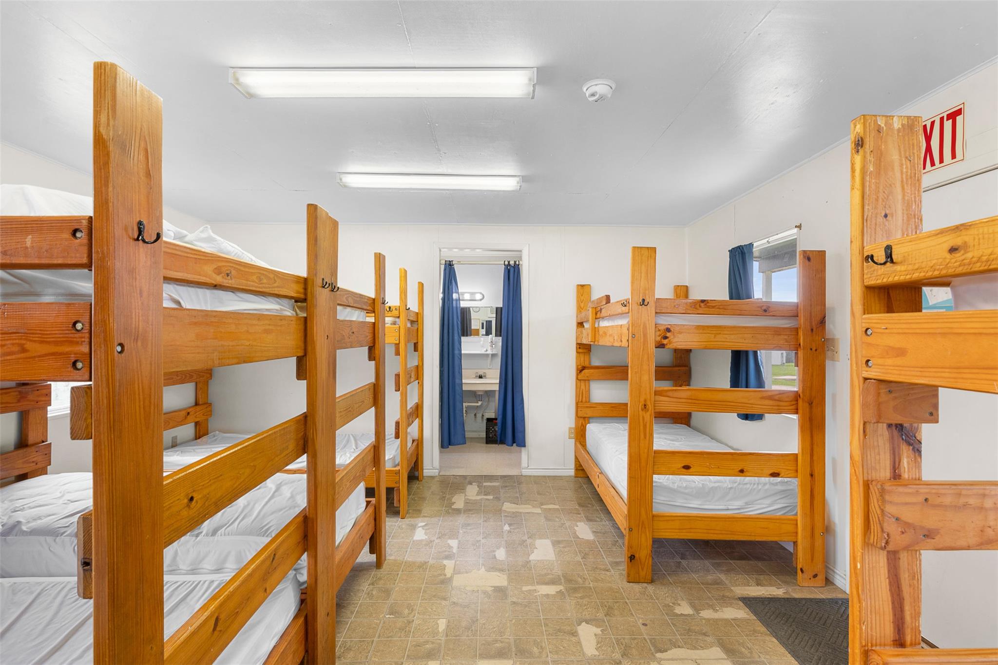 1115 County Road 307, Alleyton, TX 78935