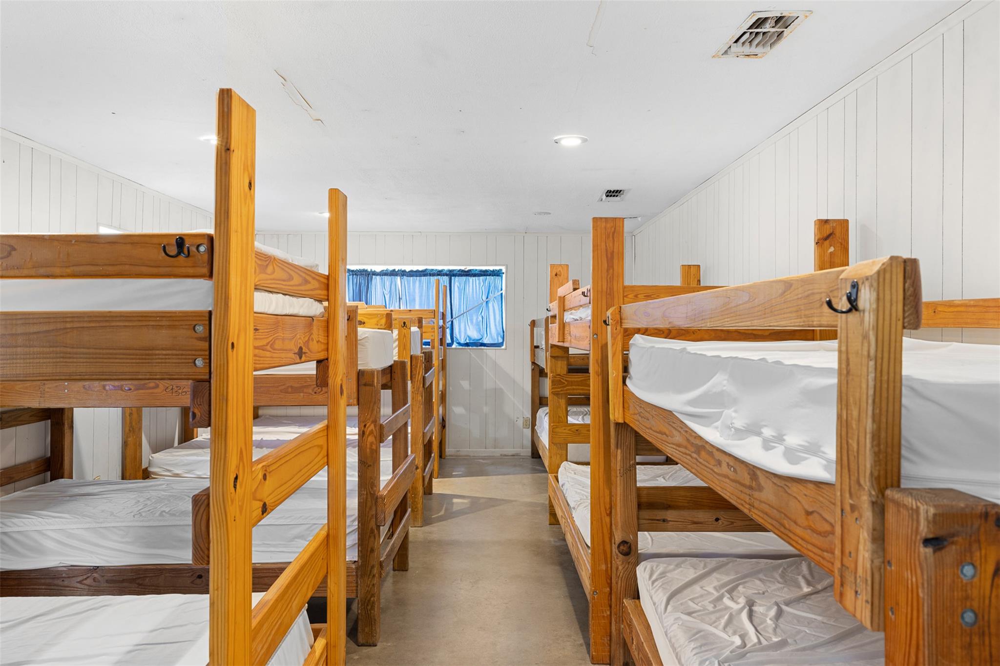 1115 County Road 307, Alleyton, TX 78935