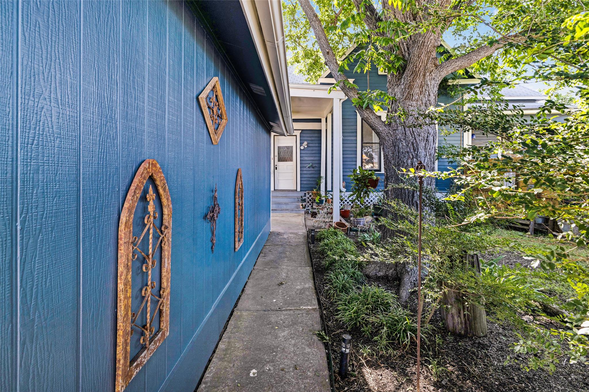 409 W Clark St, Bartlett, TX 76511