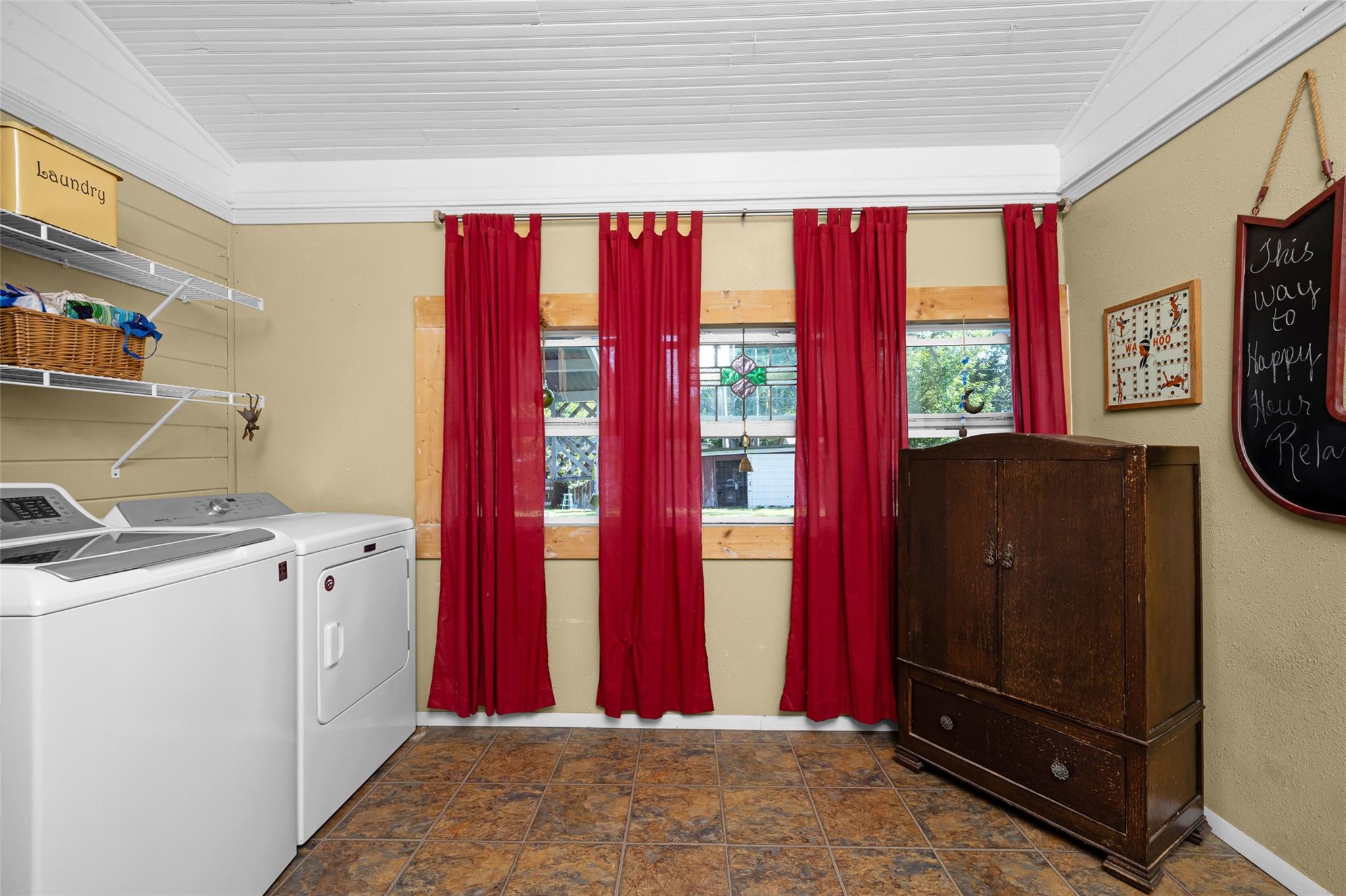 409 W Clark St, Bartlett, TX 76511