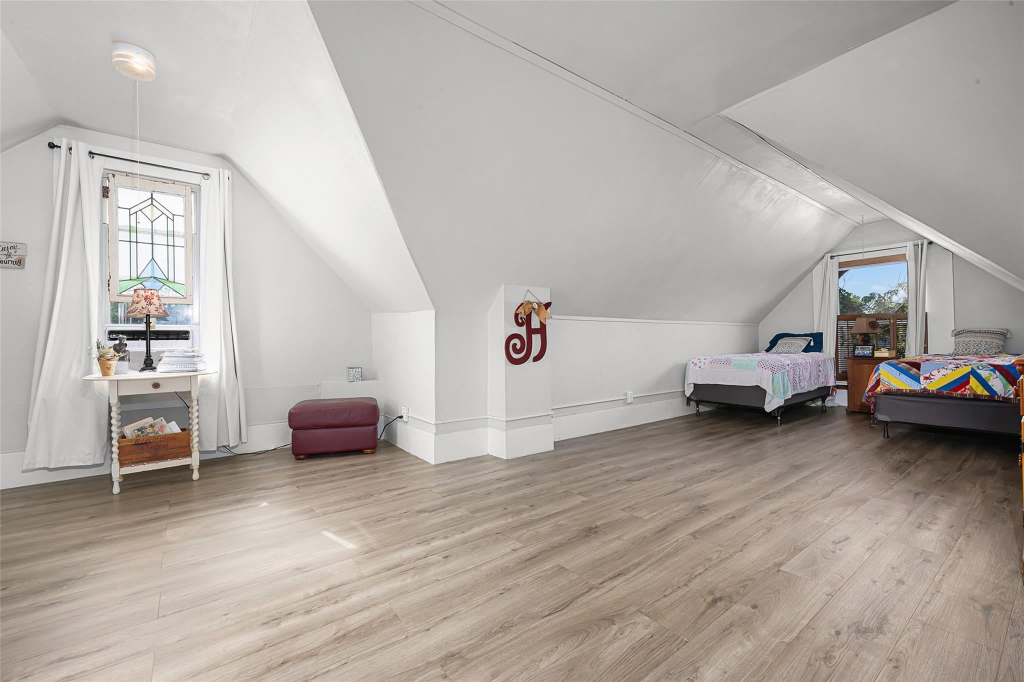 409 W Clark St, Bartlett, TX 76511