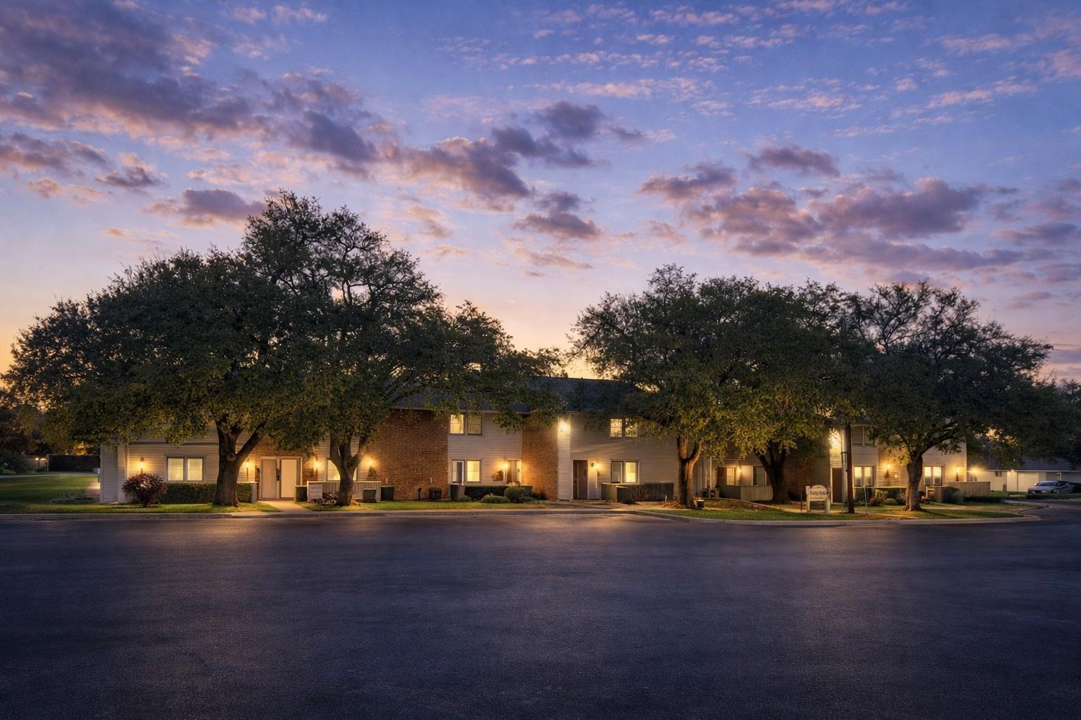 300 Childress Dr SW, Rockdale, TX 76567