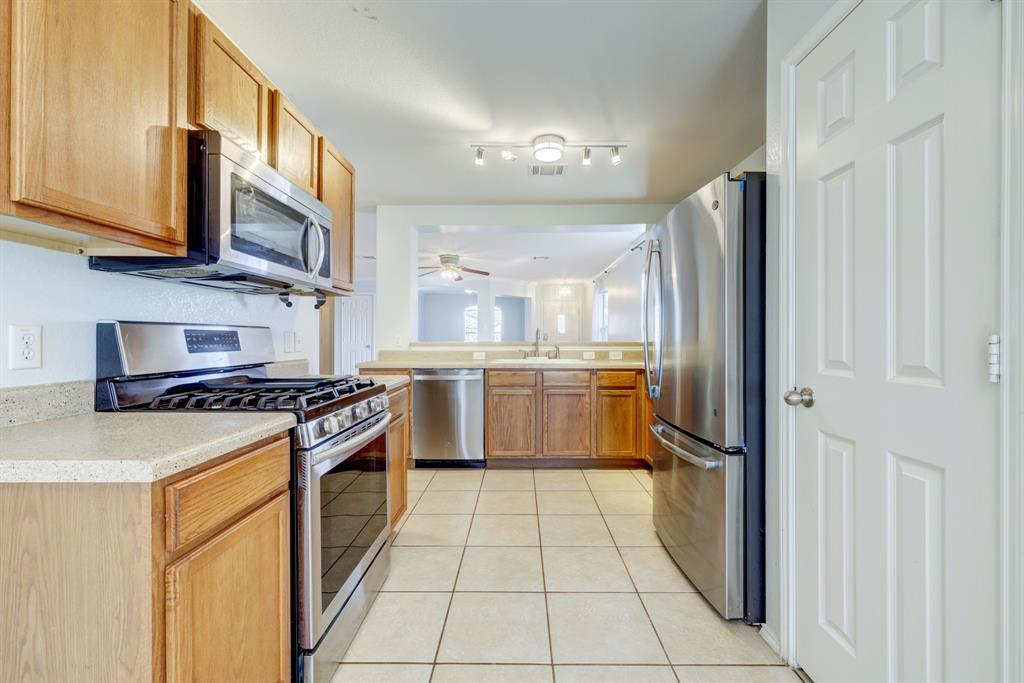 13016 Date Palm Trl, Elgin, TX 78621