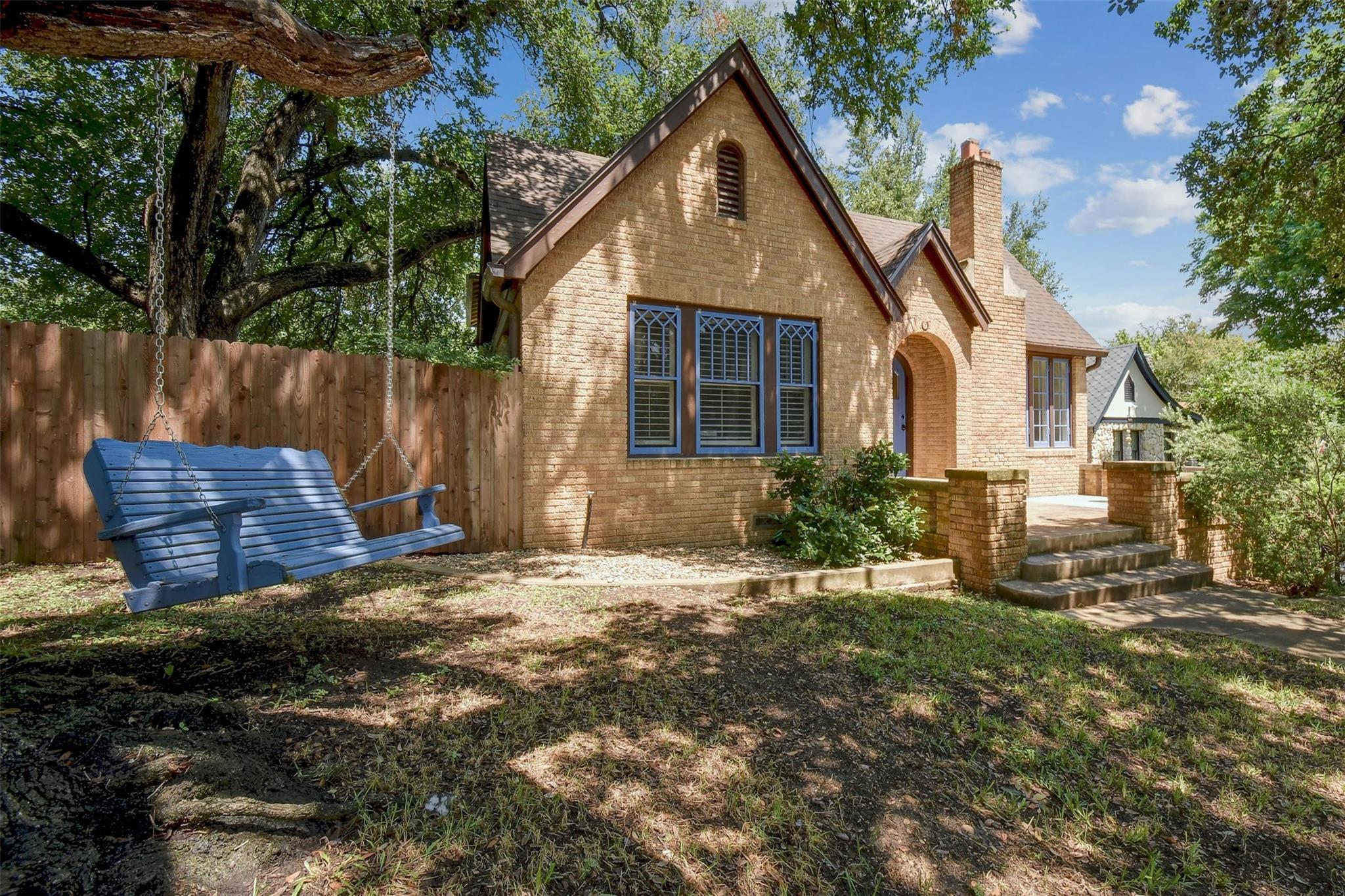 1606 Travis Heights Blvd, Austin, TX 78704