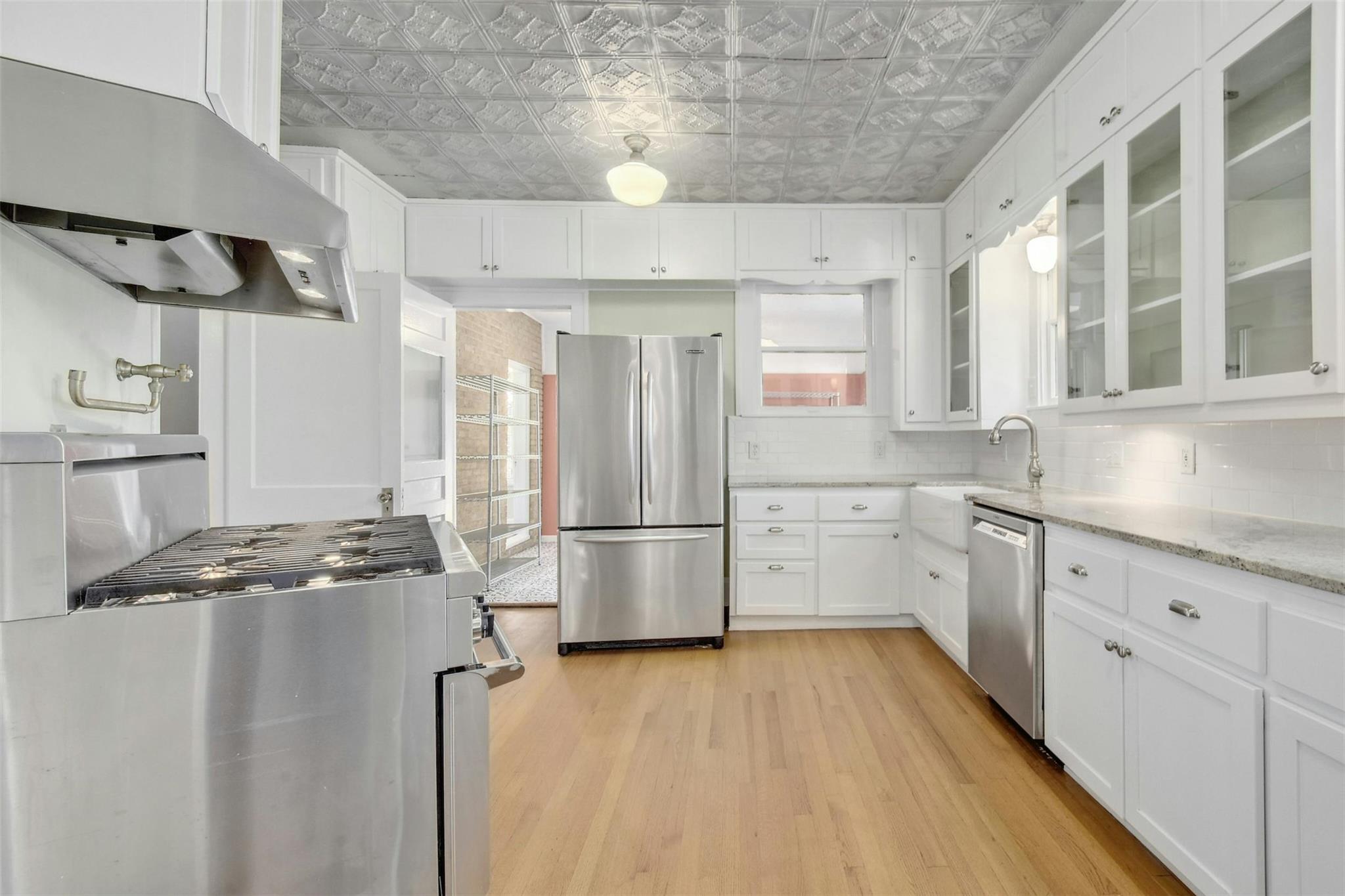 1606 Travis Heights Blvd, Austin, TX 78704