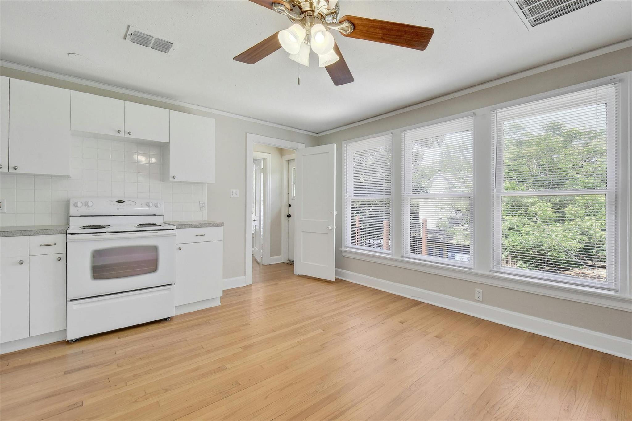 1606 Travis Heights Blvd, Austin, TX 78704