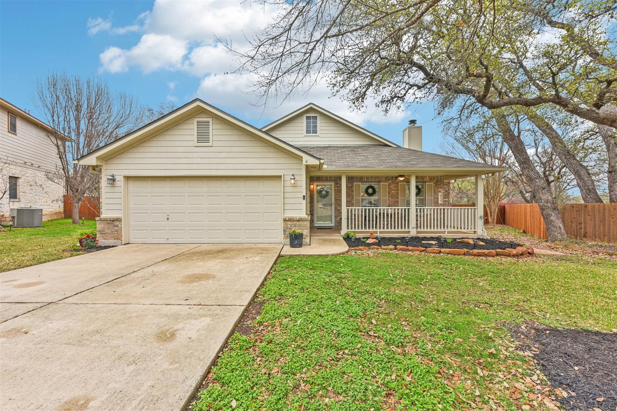 611 Haleys Cv, Leander, TX 78641