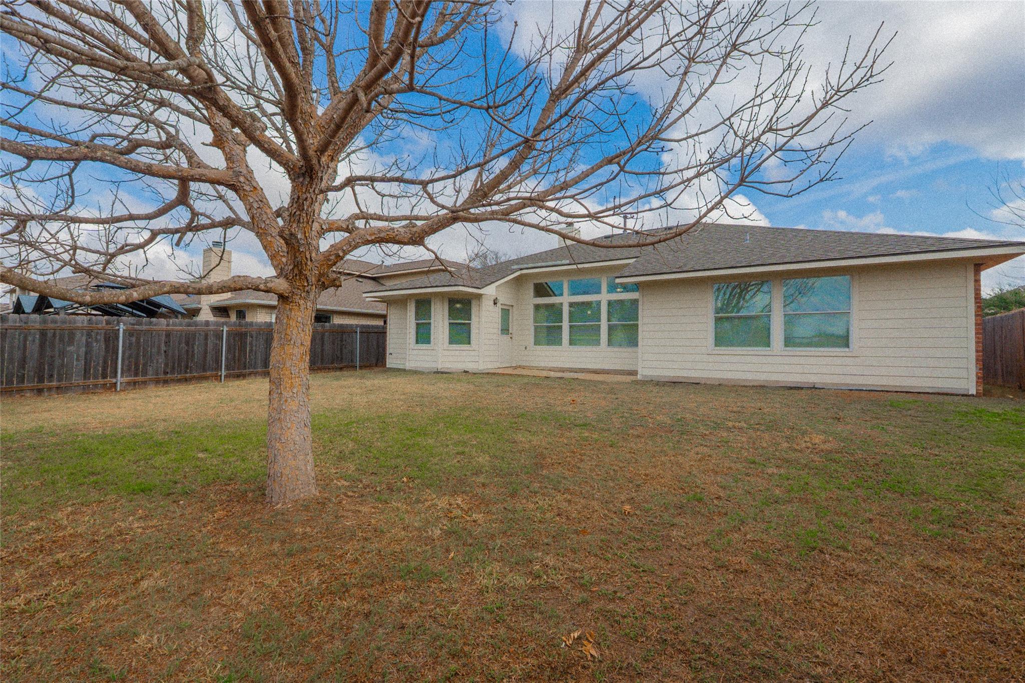 11712 Dunfries Ln, Austin, TX 78754