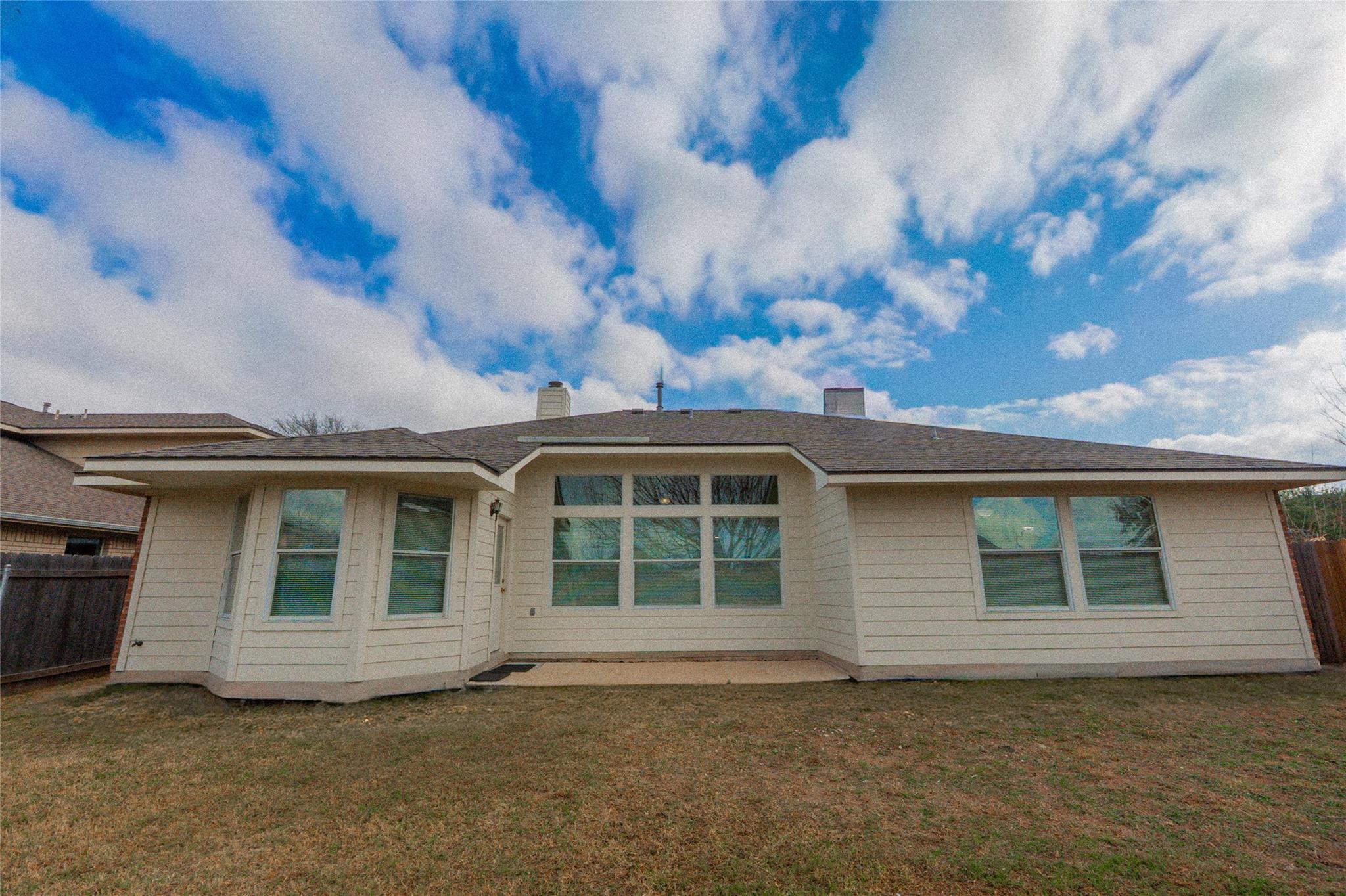 11712 Dunfries Ln, Austin, TX 78754