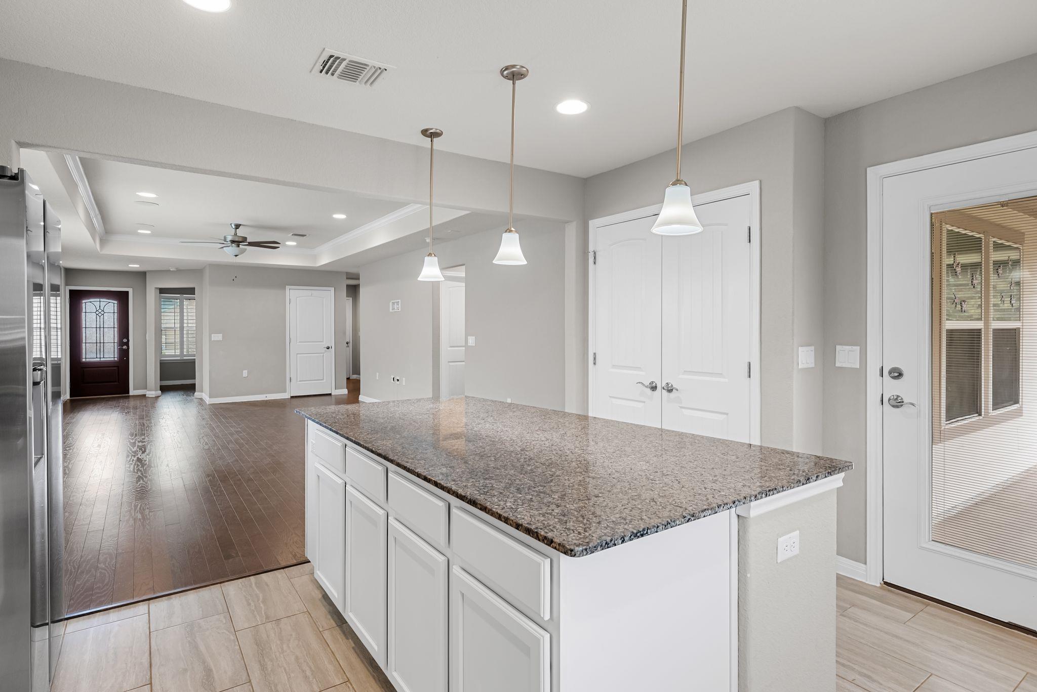 521 Rockport St, Georgetown, TX 78633