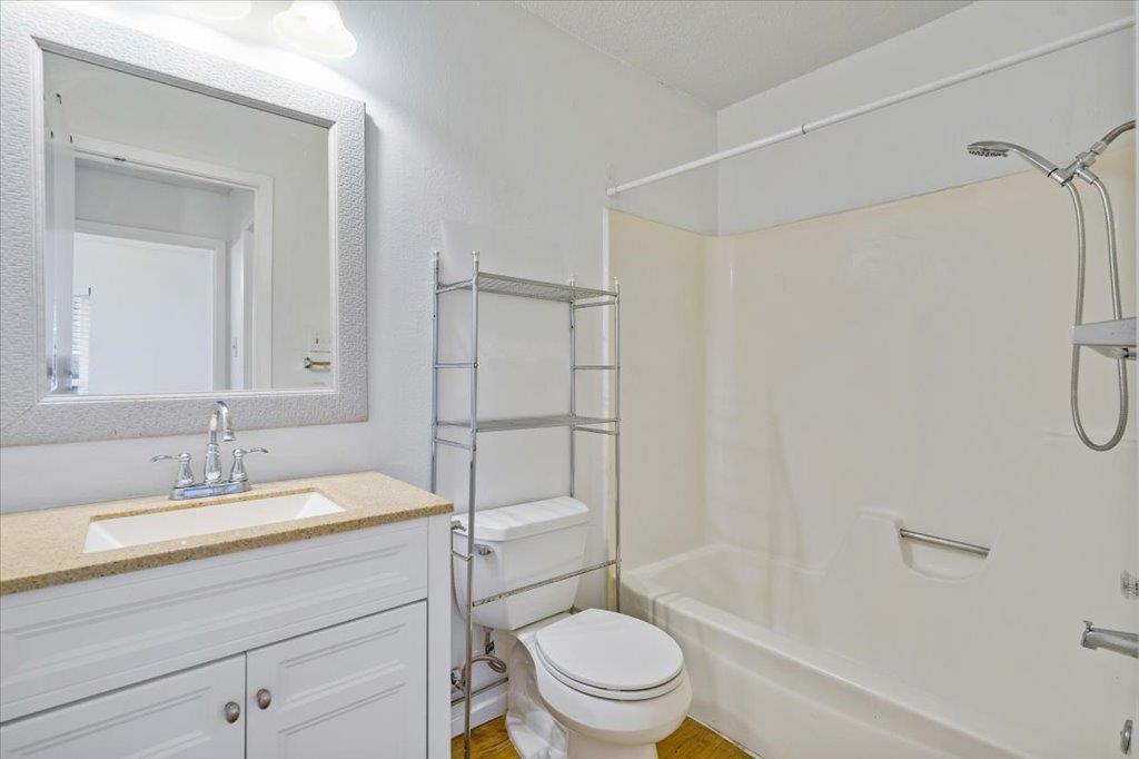 1313 Southport Dr # D, Austin, TX 78704