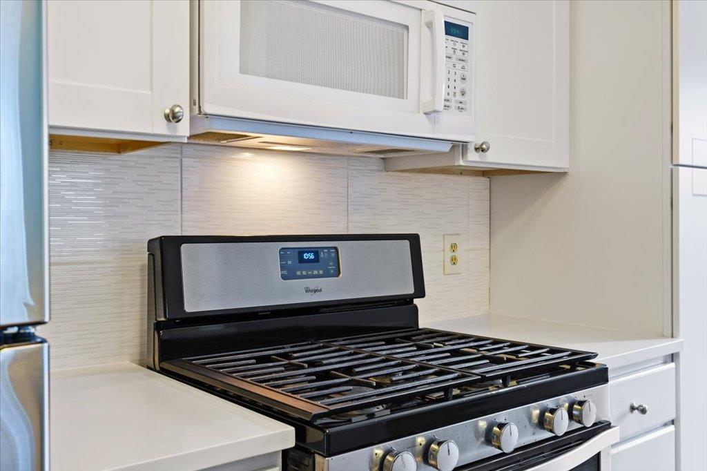 1313 Southport Dr # D, Austin, TX 78704