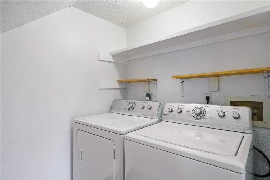 1313 Southport Dr # D, Austin, TX 78704