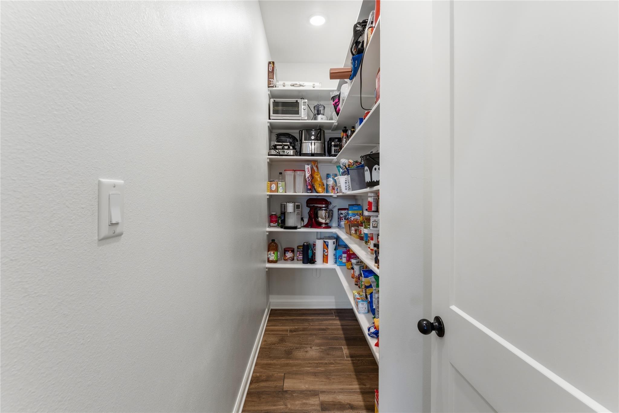 11070 La Paloma Loop E, Salado, TX 76571