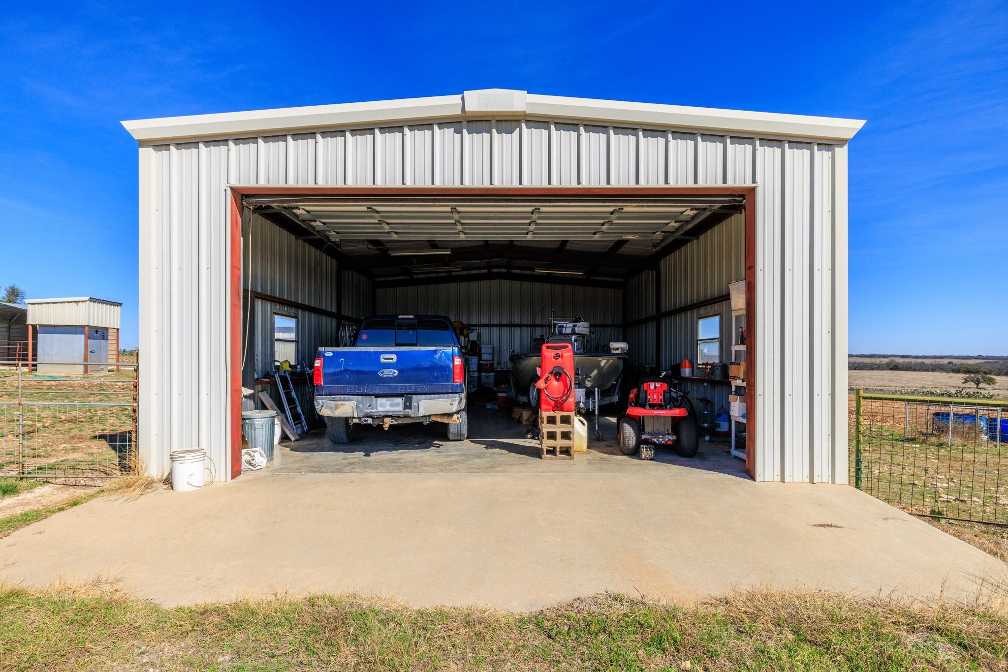 2020 Wendel Rd, Harper, TX 78631