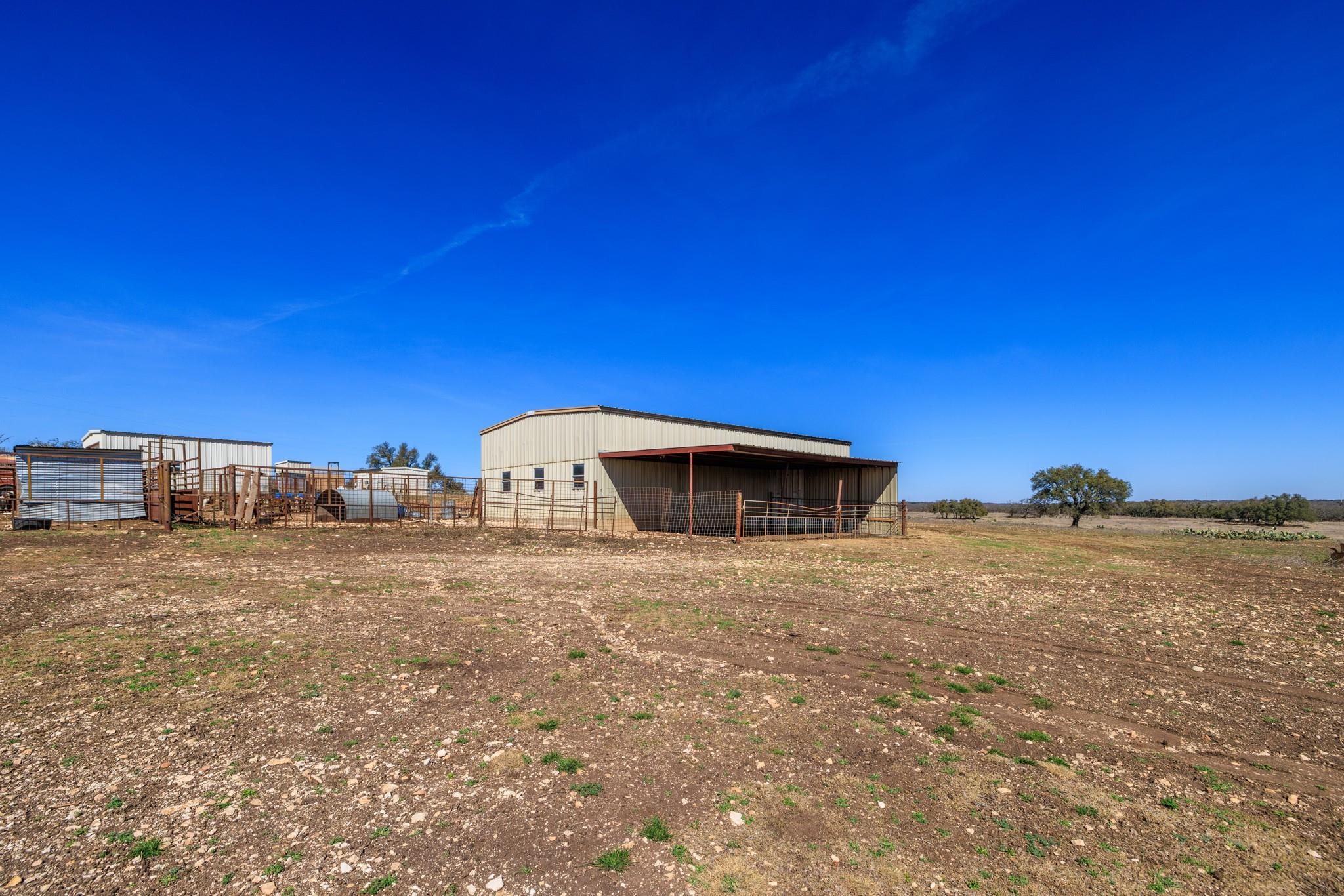 2020 Wendel Rd, Harper, TX 78631
