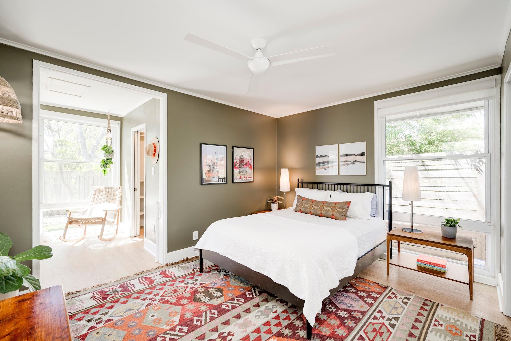 1313 Corona Dr, Austin, TX 78723