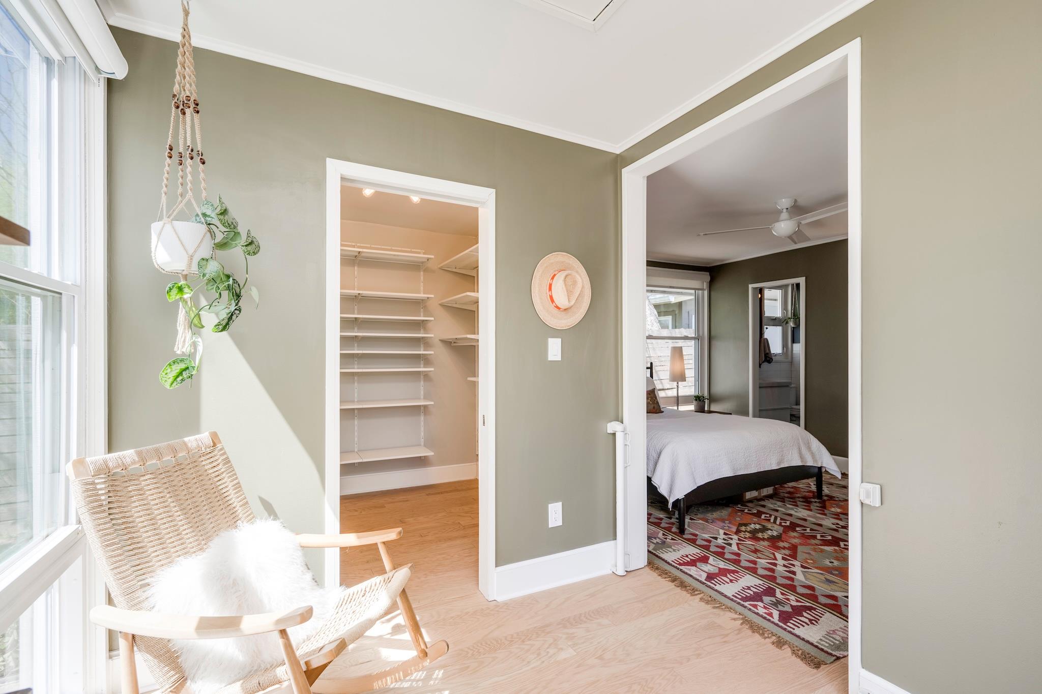 1313 Corona Dr, Austin, TX 78723